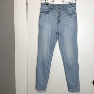 UNIVERSAL Thread size 10/30 women’s jeans